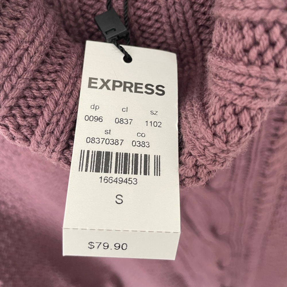 Express Sweater - Picture 3 of 4